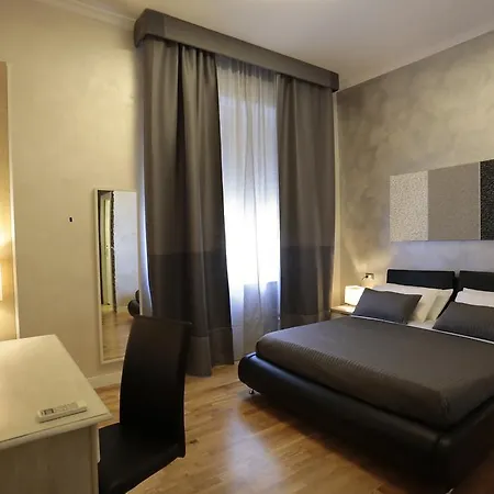 Attico Volta 4* פויג'ה