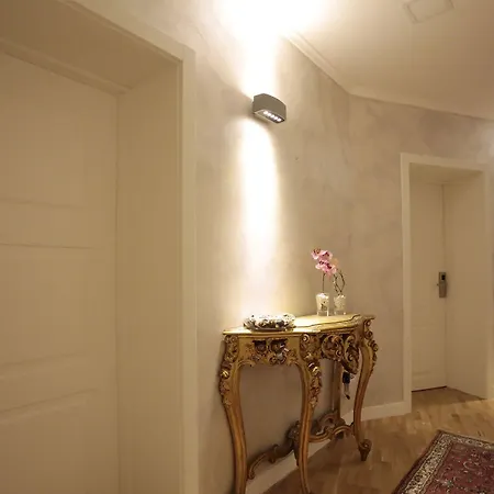 Attico Volta Nocleg ze śniadaniem